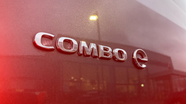 Vauxhall Combo Cargo E-L1 2300 100kW Pro 50kWh H1 Van Auto